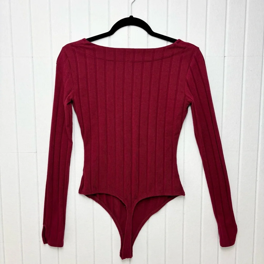 FREE PEOPLE INTIMATELY WINE RED LONG‎ SLEEVE BESIDE ME RIBBED THONG BODYSUIT S